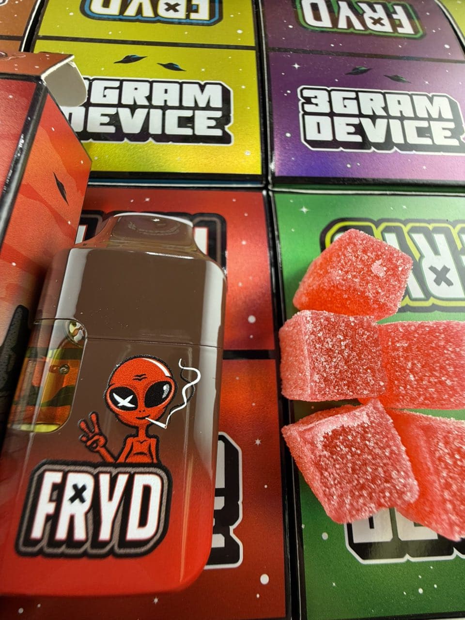 Fryd Disposable 3 Gram (WITH GUMMIES) Fryd Disposable 3 Gram (WITH GUMMIES)
